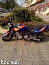 Honda Hornet, 2001