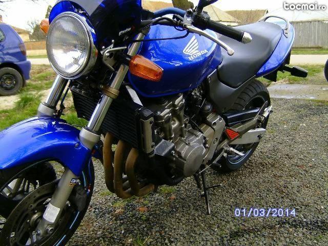 Honda Hornet 600, 2000