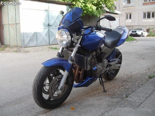 honda hornet an fabr. 2004