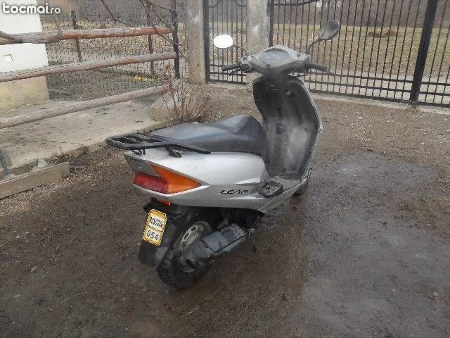 Honda jf11 scv 100 lead , 2003