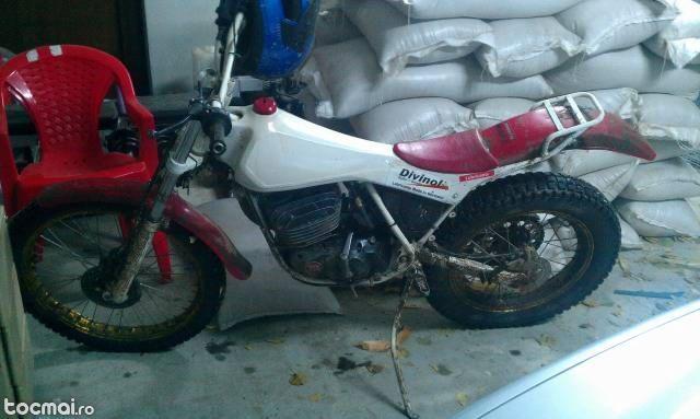 Honda montesa 335