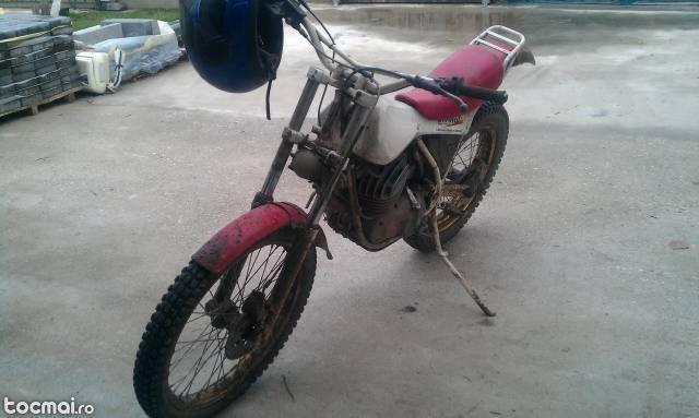 Honda montesa 335