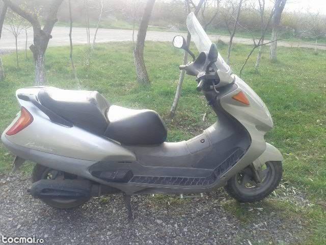 Honda phanteon 2000