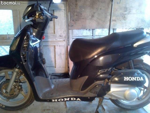Honda SH , 2005