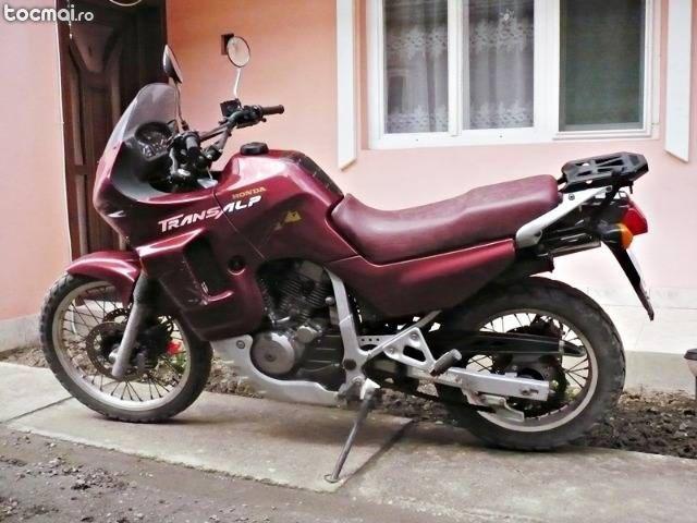 Honda Transalp 600 an 1999