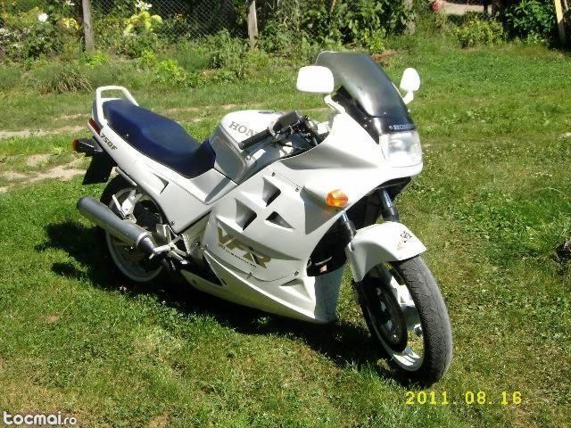 Honda vfr 750 1998