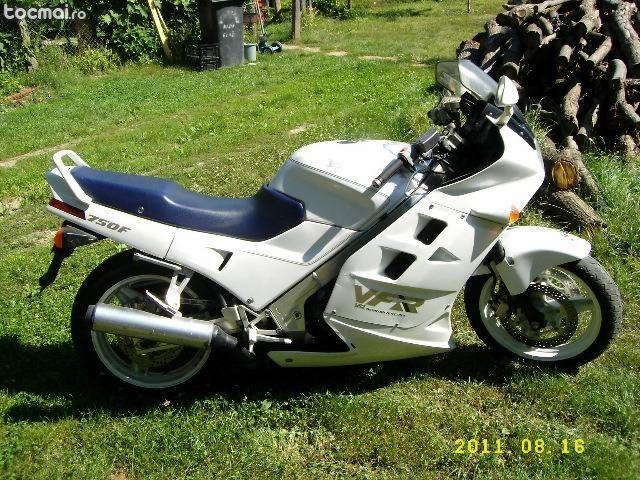 Honda vfr 750 1998