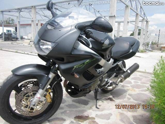 Honda vtr 1000f , 2005