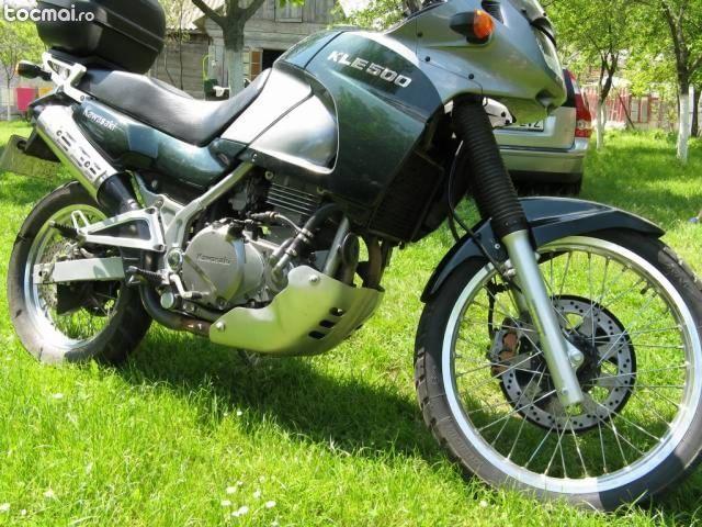 Kawasaki kle 500, 2002