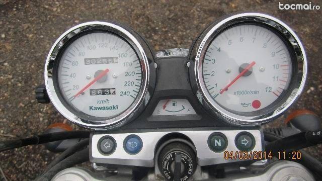 Kawasaki zr 7, 2002