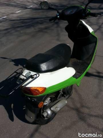 Moped sanli nou 2008