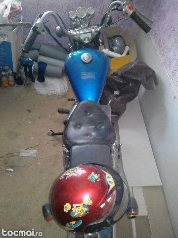 Motocicleta marca Guowei