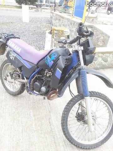 Motocicleta yamaha