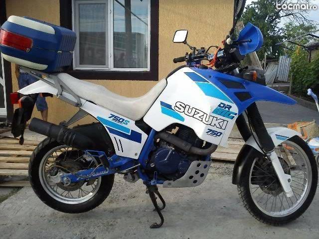 Motocileta Suzuki DR Big 750