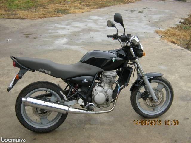 MZ 125 an 2000