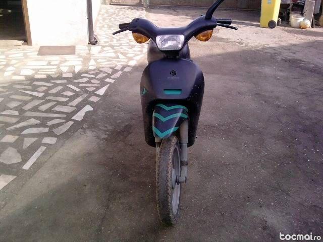 Piaggio Free