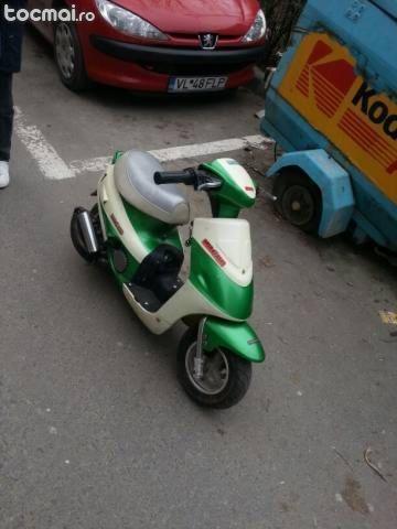 pocket bike / mini scooter