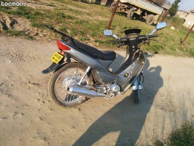 Scuter lifan ares, 2009