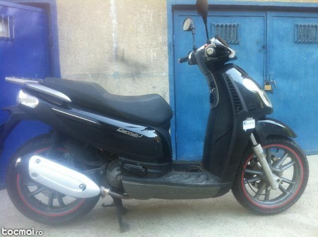 Scooter Piaggio Carnaby 125