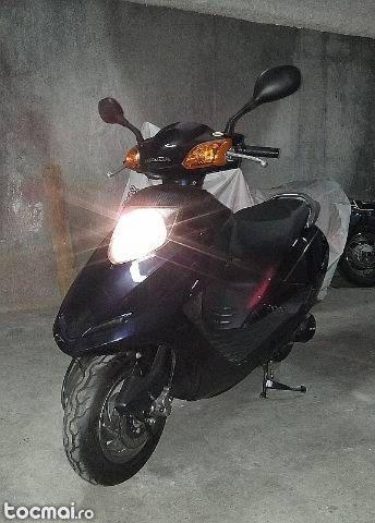 Scuter 125cm Honda stream, 2006