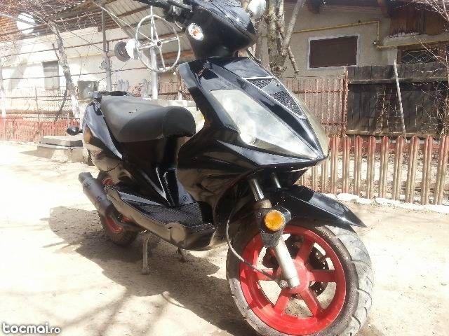 Scuter fb tauris 80 cc 2005