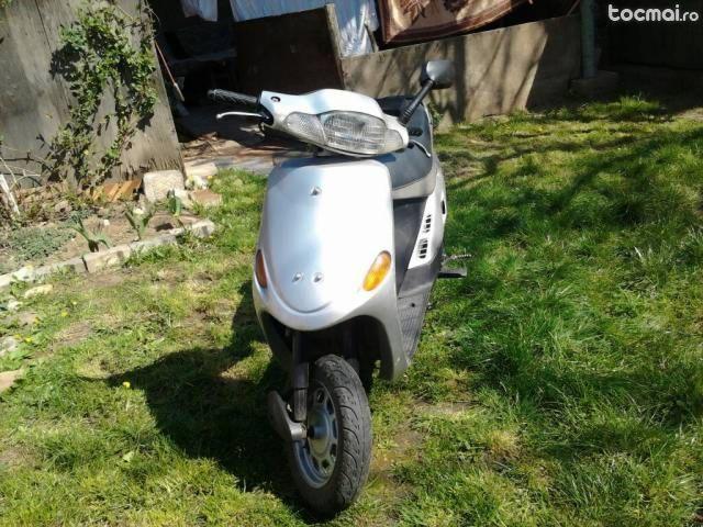 scuter Kymco DJ R50