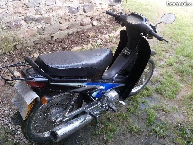 Scuter Lifan Ares
