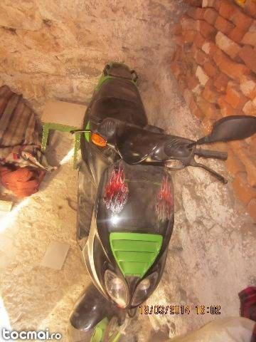 scuter piaggio nrg mc2