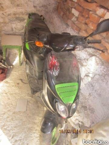 scuter piaggio nrg mc2