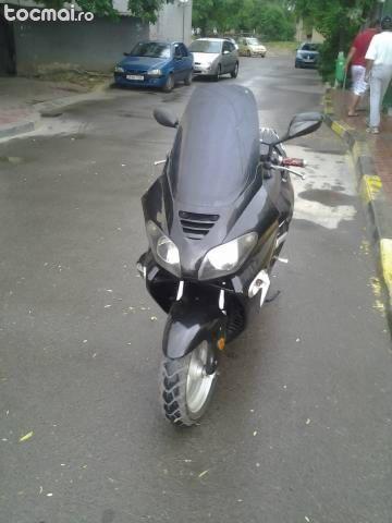 Scuter suzuki hunter 150 cc