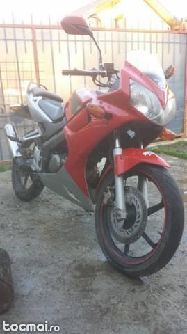 Honda CBR 125, 2005