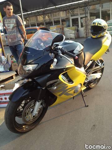 Honda CBR 600 F, 2000 stare impecabila