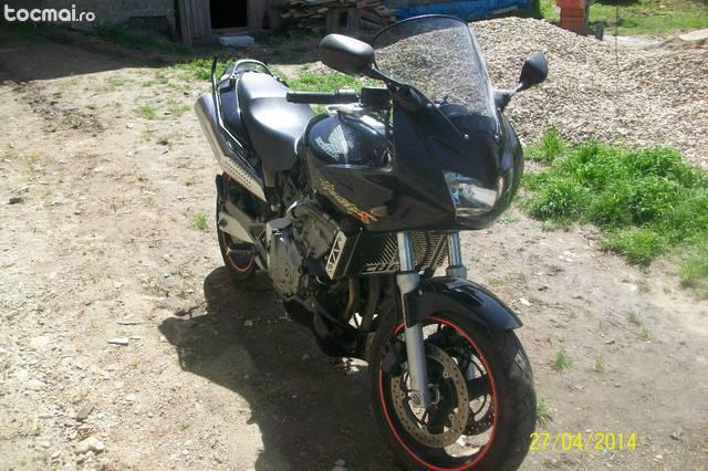 Honda cbr 600 f, 2002