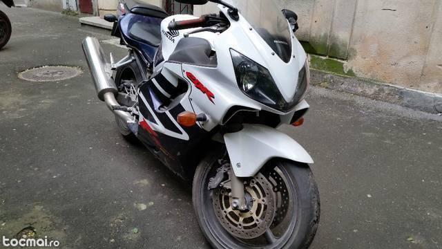 Honda cbr 600f4i sport 2002