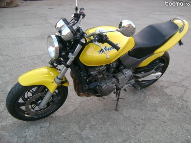 Honda Hornet 2000