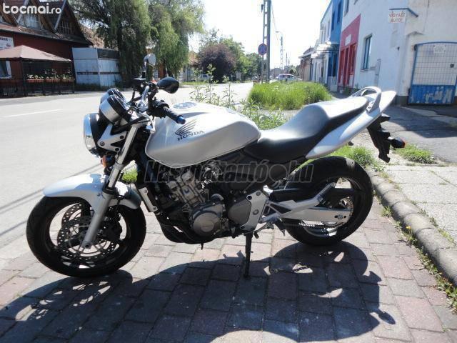 honda hornet 600 naked