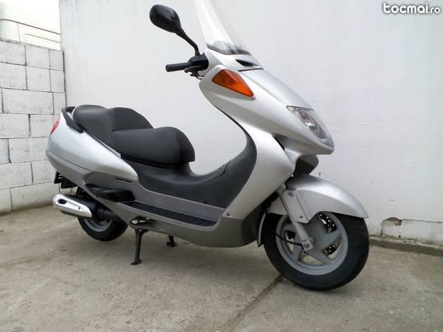 Honda phanteon 150cc an2003 22566km