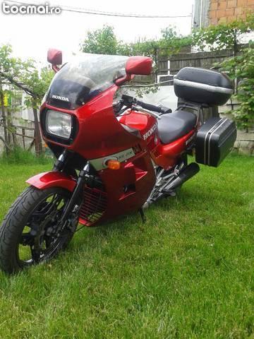 Honda VF 1000F, 1985