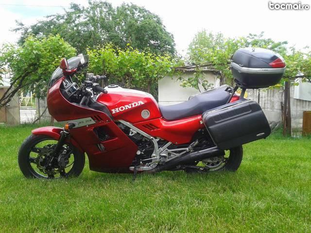 Honda VF 1000F, 1985