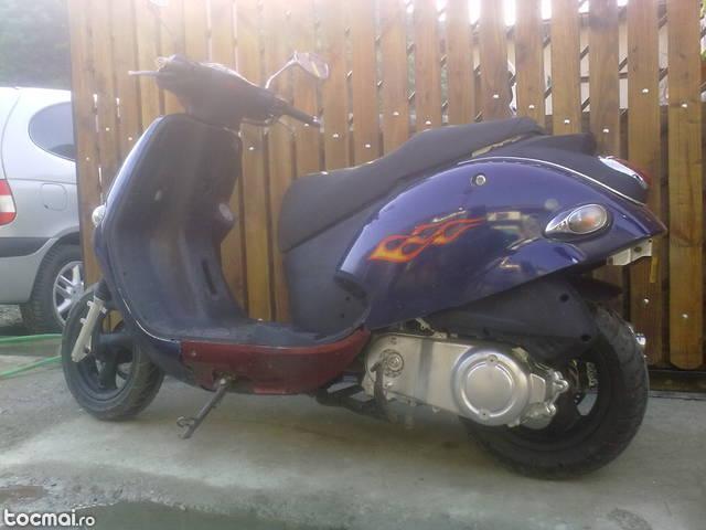 Kymco 250cc, 2004