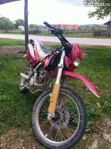 Lifan 125 cm, 2001