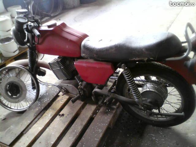 Motocicleta mz- etz 250