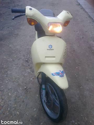 Piaggio Free