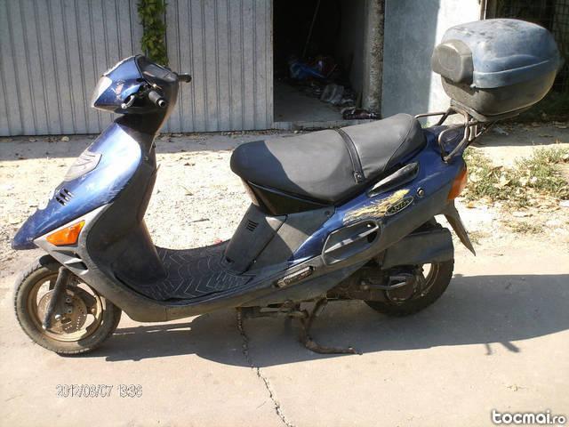 Suzuki AN125