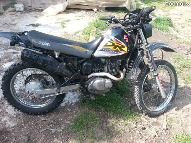 suzuki dr 125