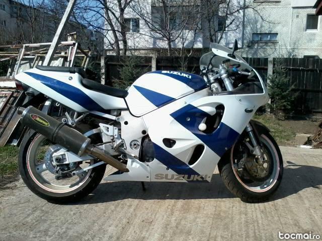 Suzuki GSX- R, 1998