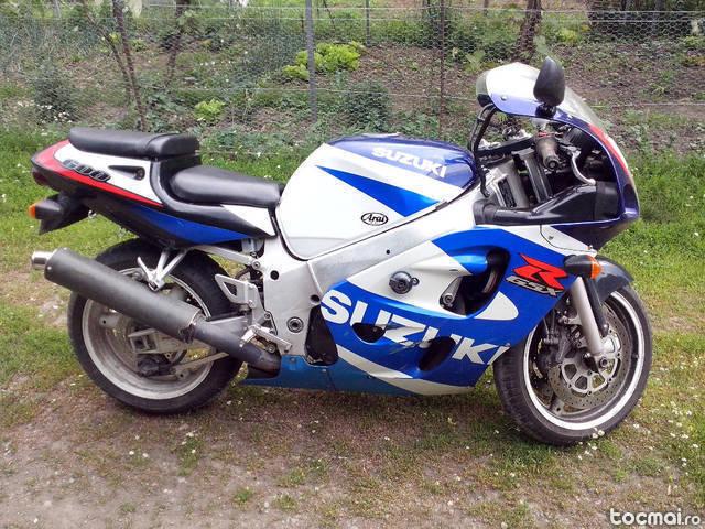 Suzuki GSX- R 600 SRAD, 1999