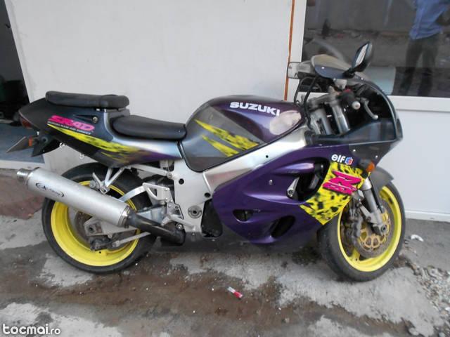 Suzuki gsx- r 750 srad an 1997