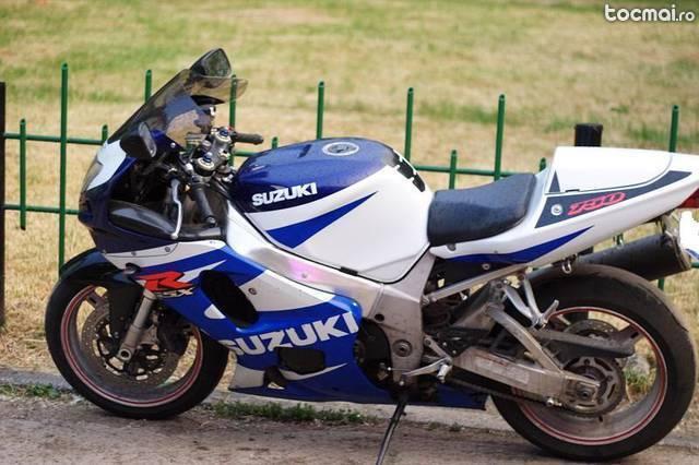 Suzuki GSXR 750 K1