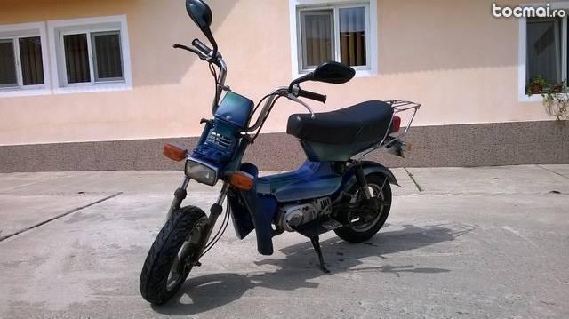 Suzuki Moped